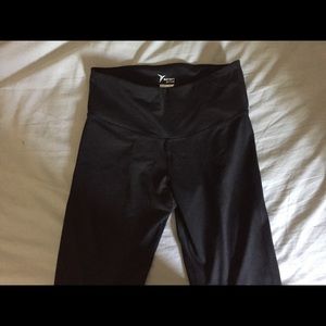 Old Navy Actice Go-Dry Leggings